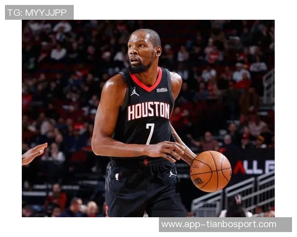 杜兰特助攻全场最高展现传球乐趣阿门称其愿意为球队做出牺牲