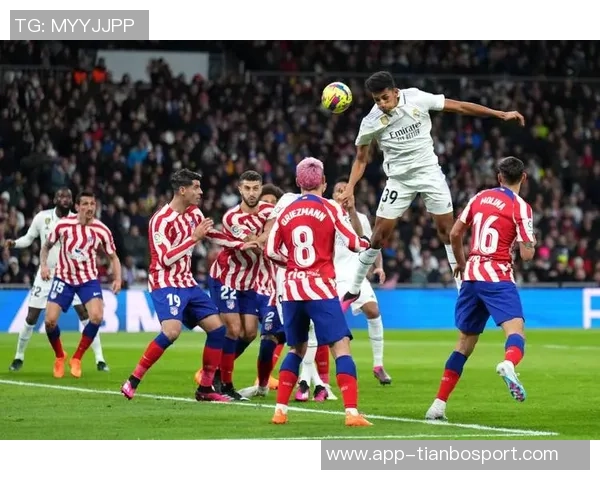 拉门斯赛场神勇表现连救险球最后时刻助攻队友绝平精彩瞬间