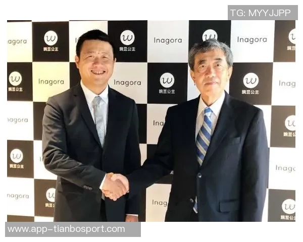 瓦茨克当选多特蒙德新主席里肯将出任俱乐部首席执行官 瓦茨克当选多特蒙德新主席里肯将出任俱乐部首席执行官